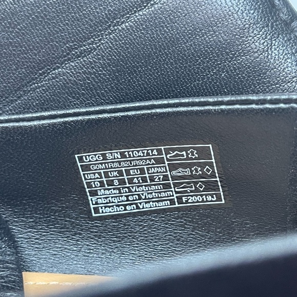 Ugg flores black loafers - Picture 3 of 3